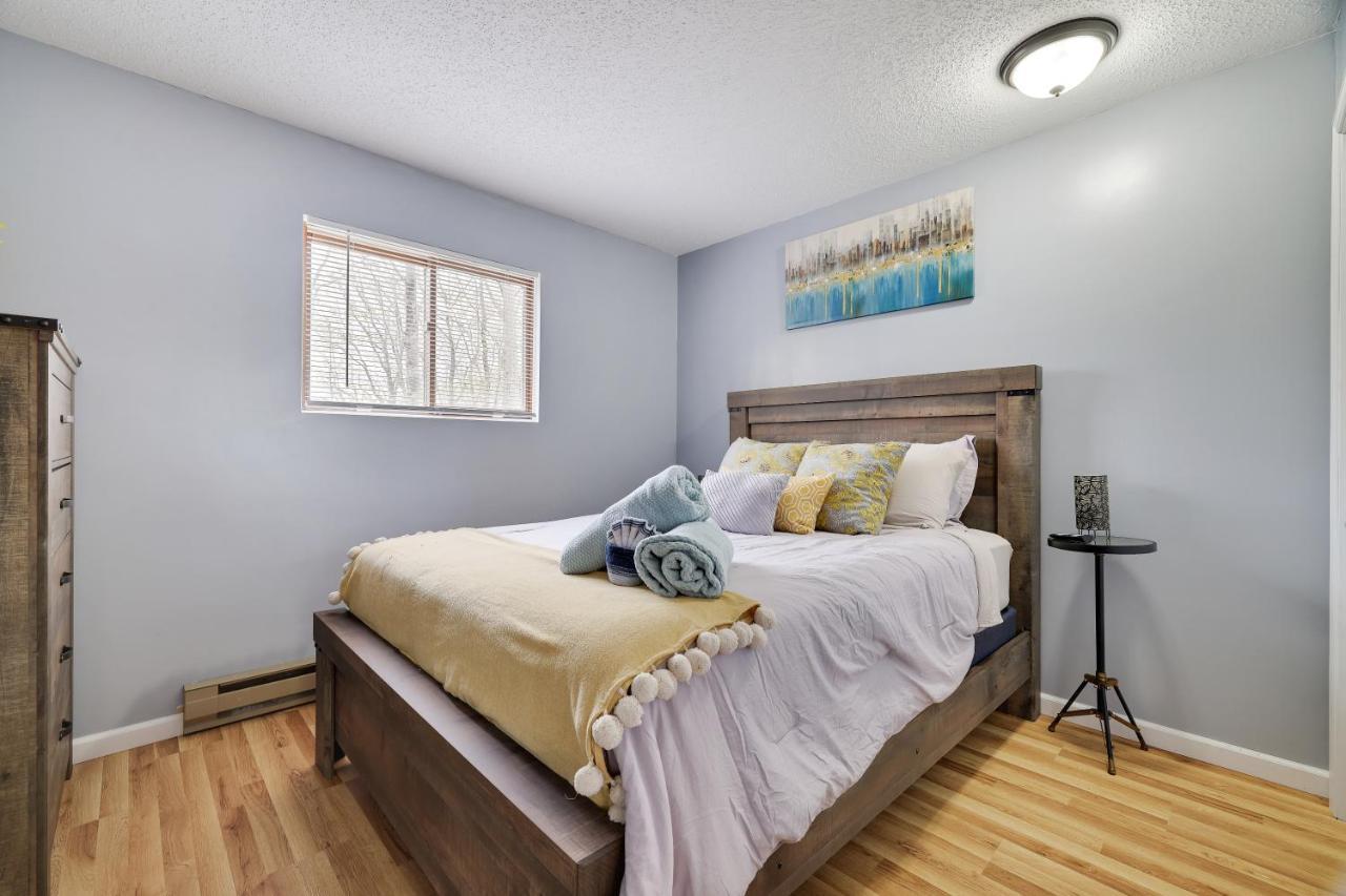 Premier Cozy Cabin - Free Amenities & Comm Indoor Pools Bushkill Bagian luar foto