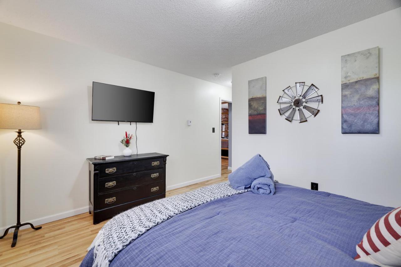 Premier Cozy Cabin - Free Amenities & Comm Indoor Pools Bushkill Bagian luar foto
